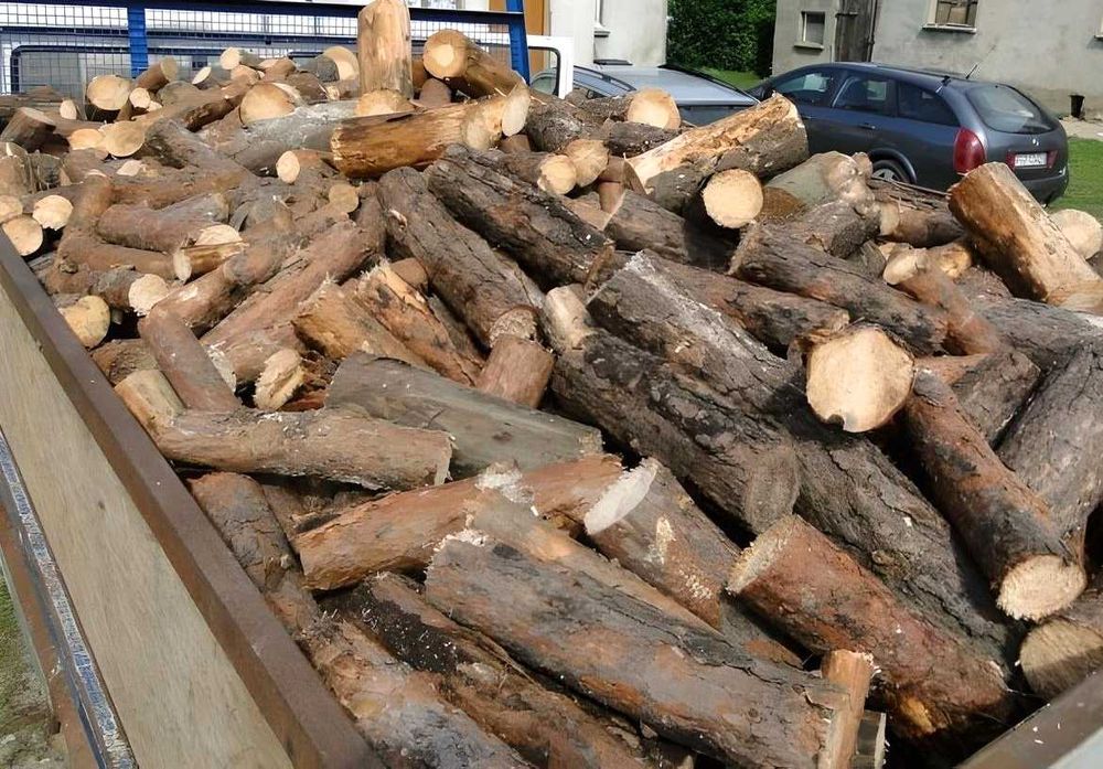 Drewno opałowe sosna - pocięte klocki, gotowe do palenia DrewKom