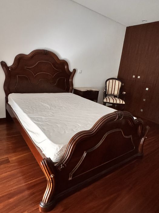 Quarto de madeira MOGNO maciço