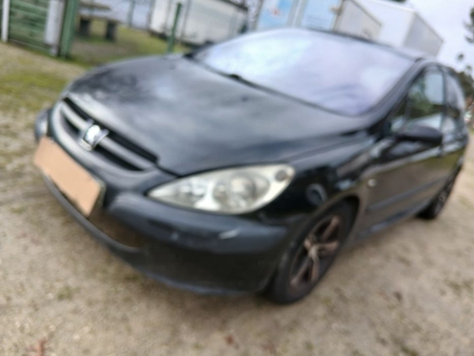 Vendo peugeot 307 comercial do ano 2004 em bom estado