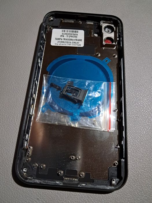 Tampa traseira com frame- IPHONE 11