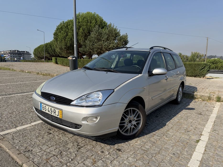 Ford Focus Station 1.4 - Gasolina - Poucos KM