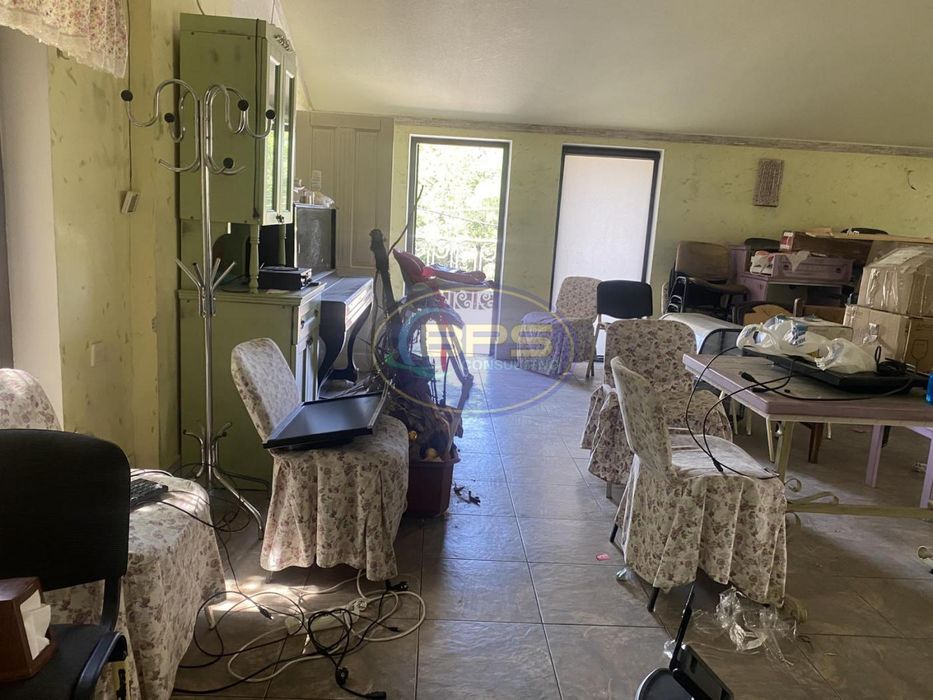 Продам окремо расташовану будівлю