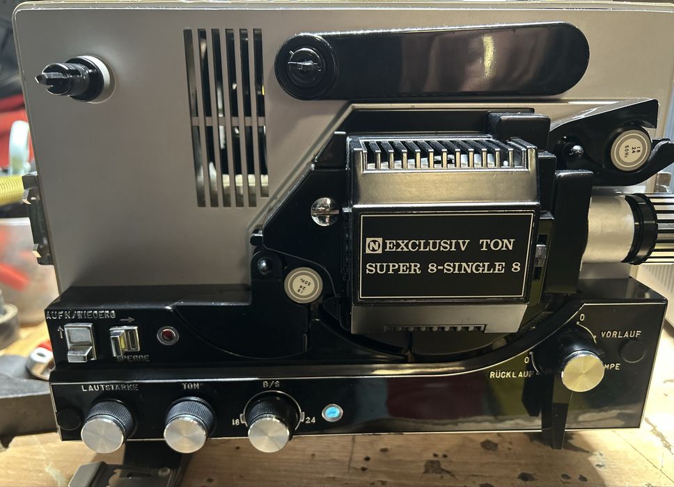 Projektor Exclusiu Ton Super 8-Single 8