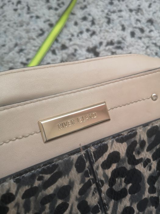 Torebka damska River Island panterka neon beż