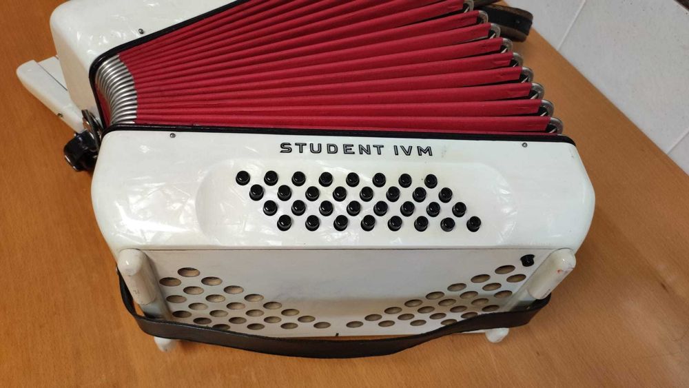 Acordeão Hohner à II Voz - Acordeon