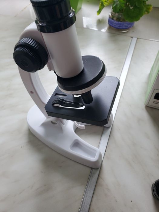 Мікроскоп, новий