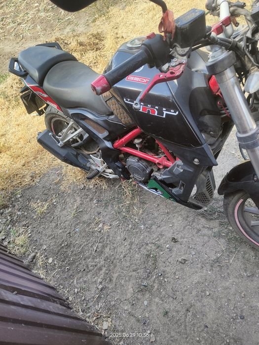 Продам Benelli tnt25