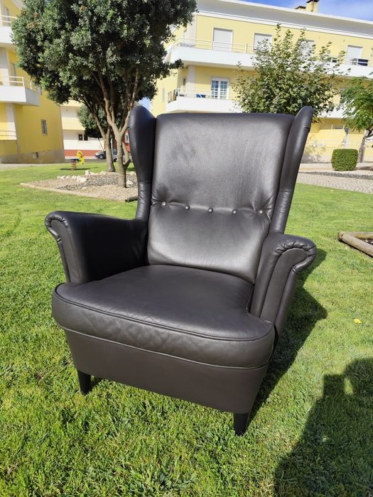 Poltrona Strandmon Armchair