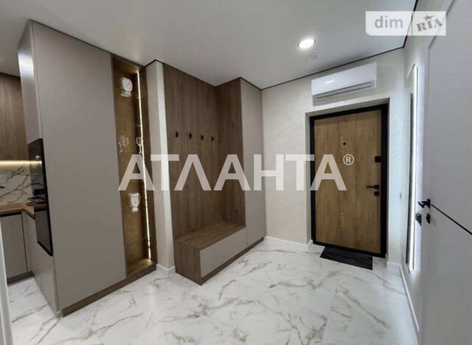 Продаж 1-кімнатної квартири ЖК “Варшавський 3” З ГЕНЕРАТОРОМ