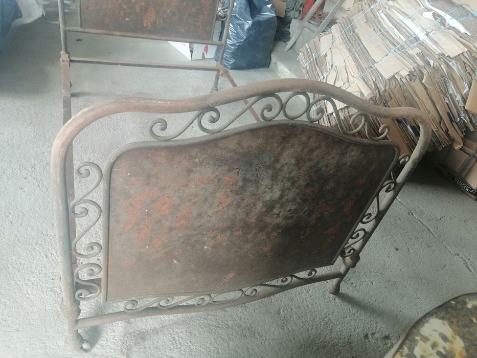 Cama de ferro artiga