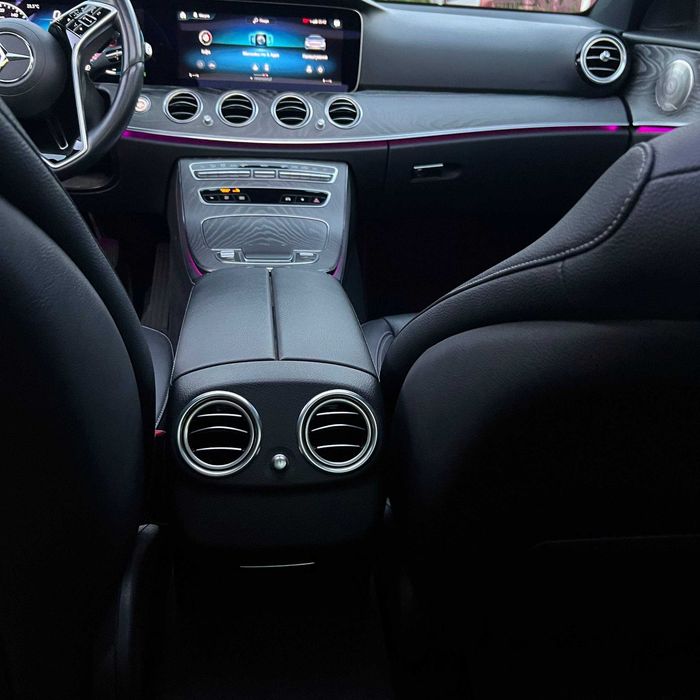 Продам автомобіль Mercedes Benz E Class E350 w213 2021 року