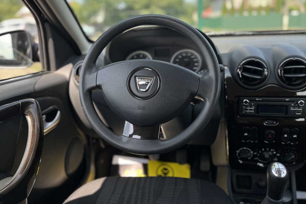 Dacia Duster 2012