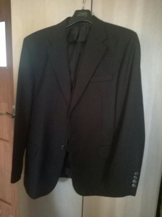 Garnitur męski w bardzo dobrym stanie