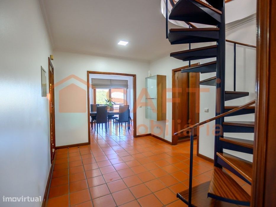 T2+1 Duplex No Centro De Oliveira De Azeméis