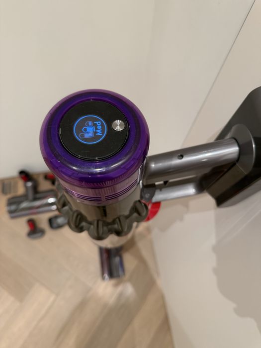 Dyson V11 Absolute