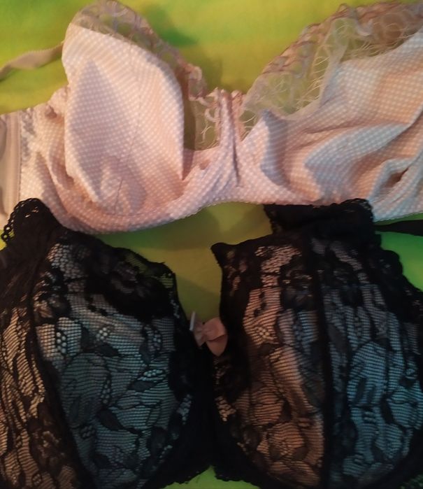 Продам бюстгальтера,большой размер