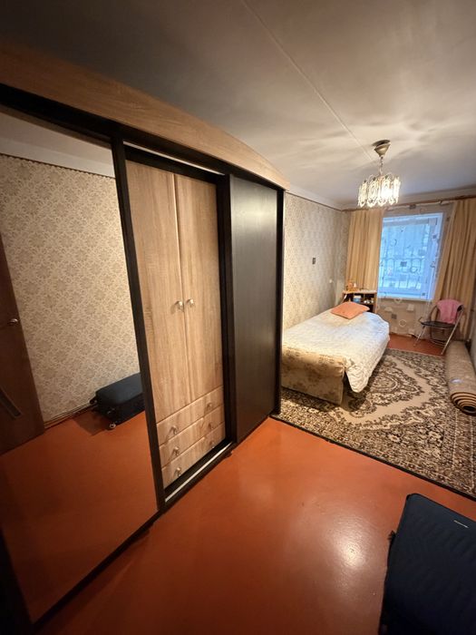 Продаж 3-х кімнатної квартири в центрі м.Шептицький