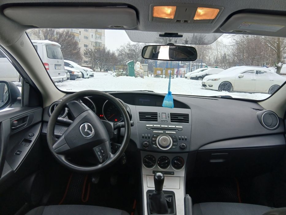 Продам Мазду 3 2010рік