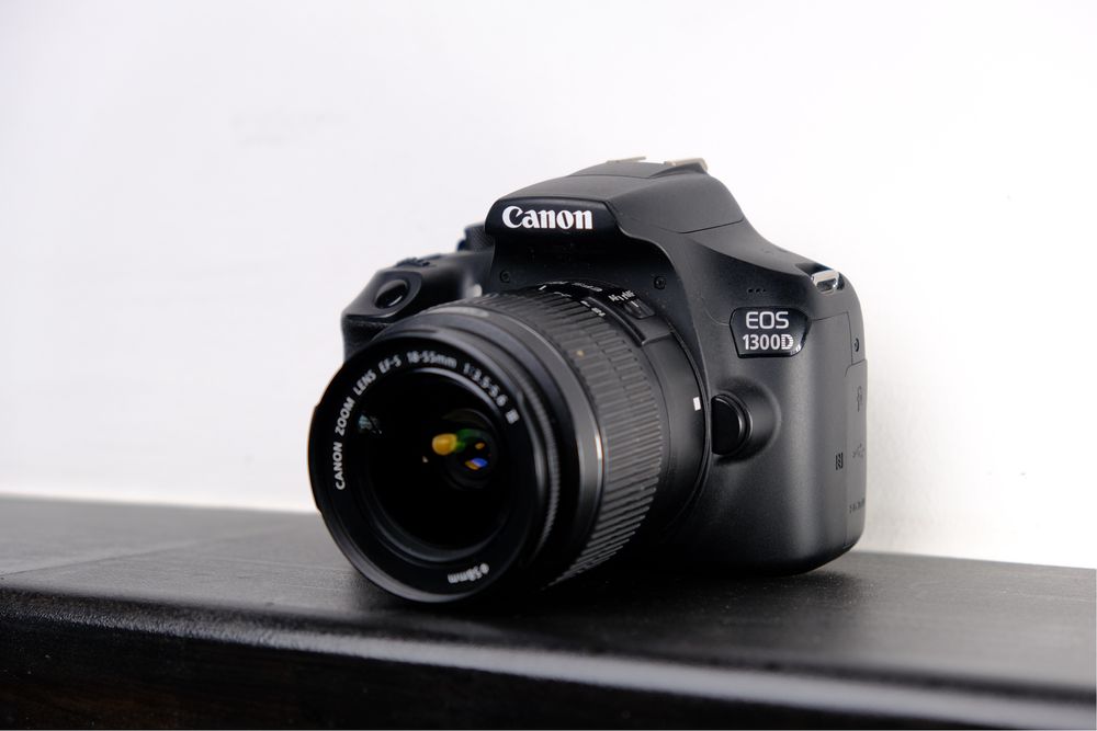 Canon EOS 1300D Kit 18-55 DCIII