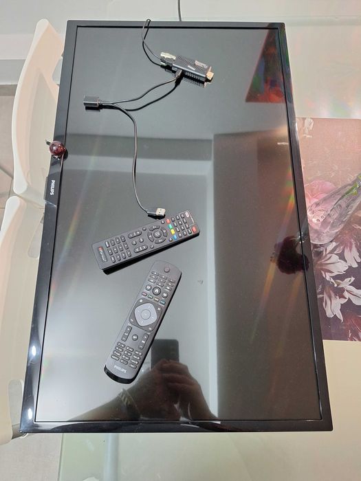 Sprzedam cztery telewizory 32 cale Philips i Manta