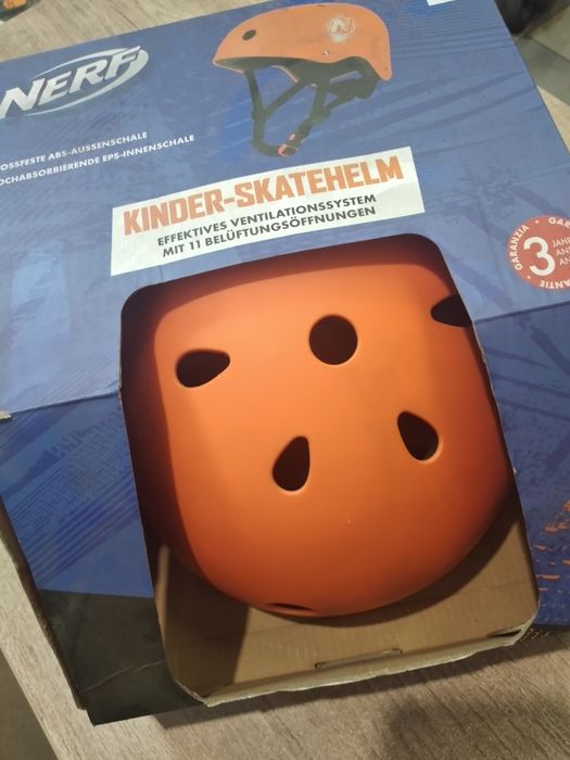 Подростковый шлем Nerf немецкий 48-54см для электросамоката роликов  BMX