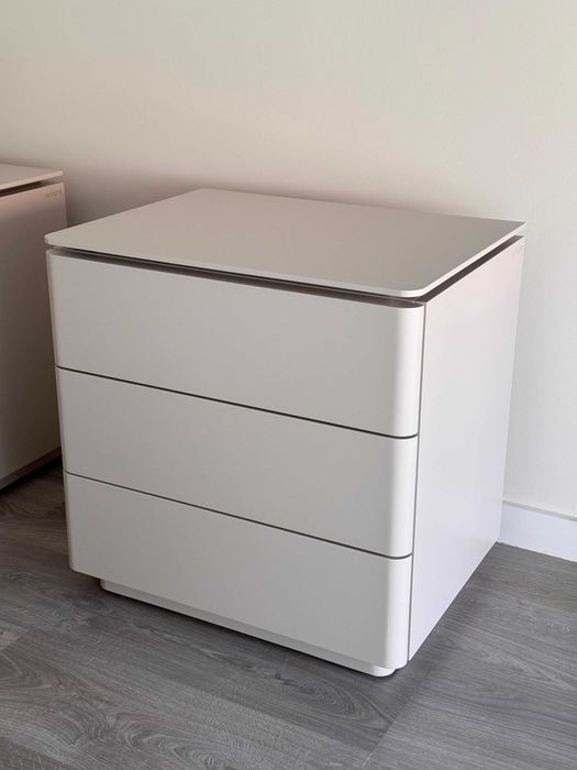 Mesa de cabeceira Antarte (2 unidades disponíveis)