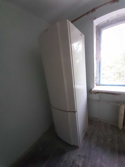 Продам Б/У холодильник