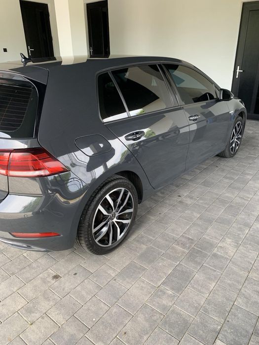 Volkswagen e golf
