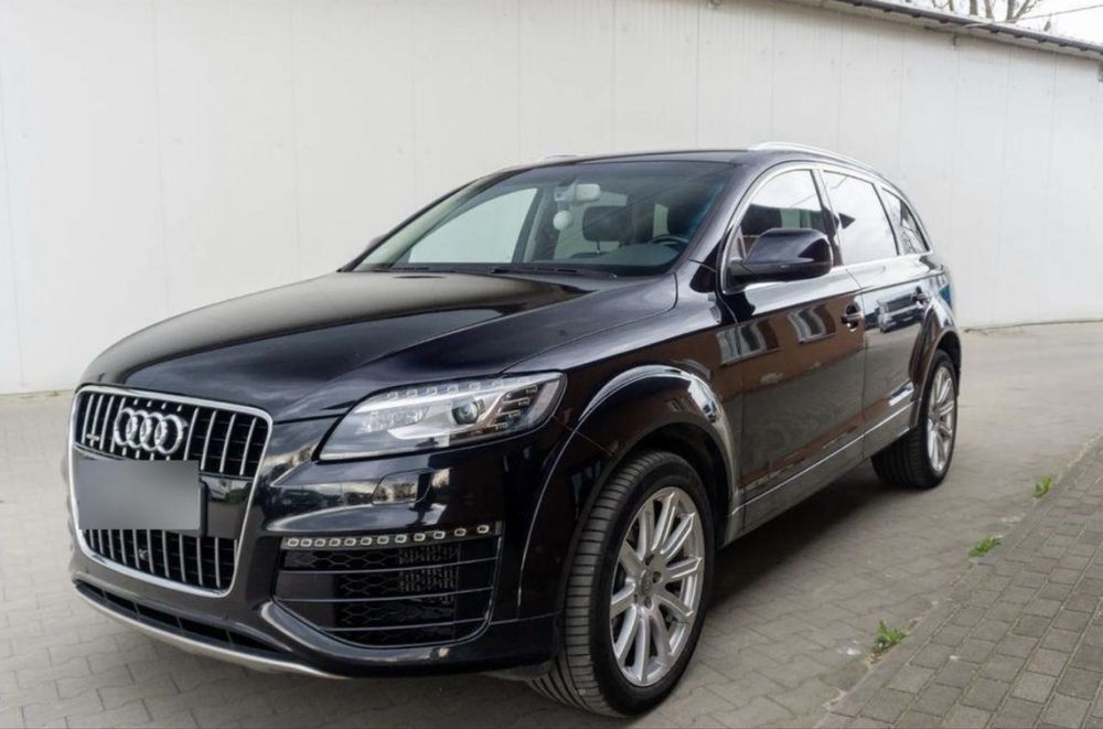 Audi Q 7  3.0 TDI  S line