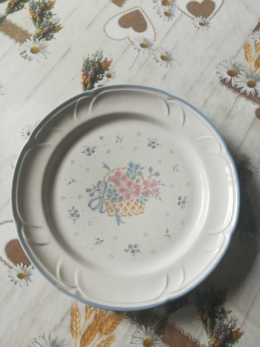 Продаю старинную, керамическую тарелку made in japan