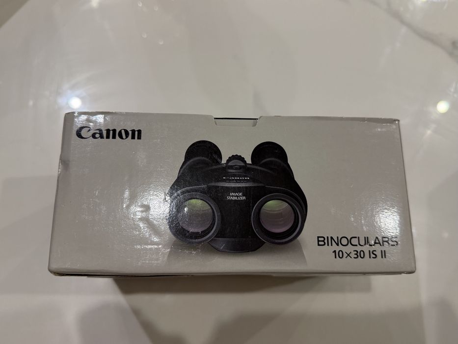 Canon BINOCULARS 10×30 IS |I Image Stabilizer
