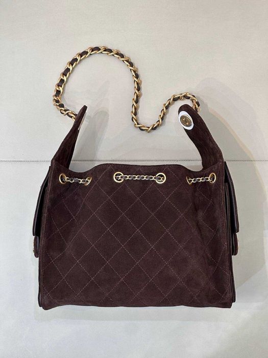 Damska torba typu hobo Chanel