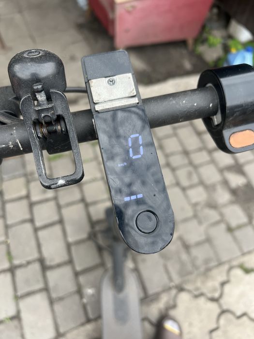 Електросамокат Xiaomi