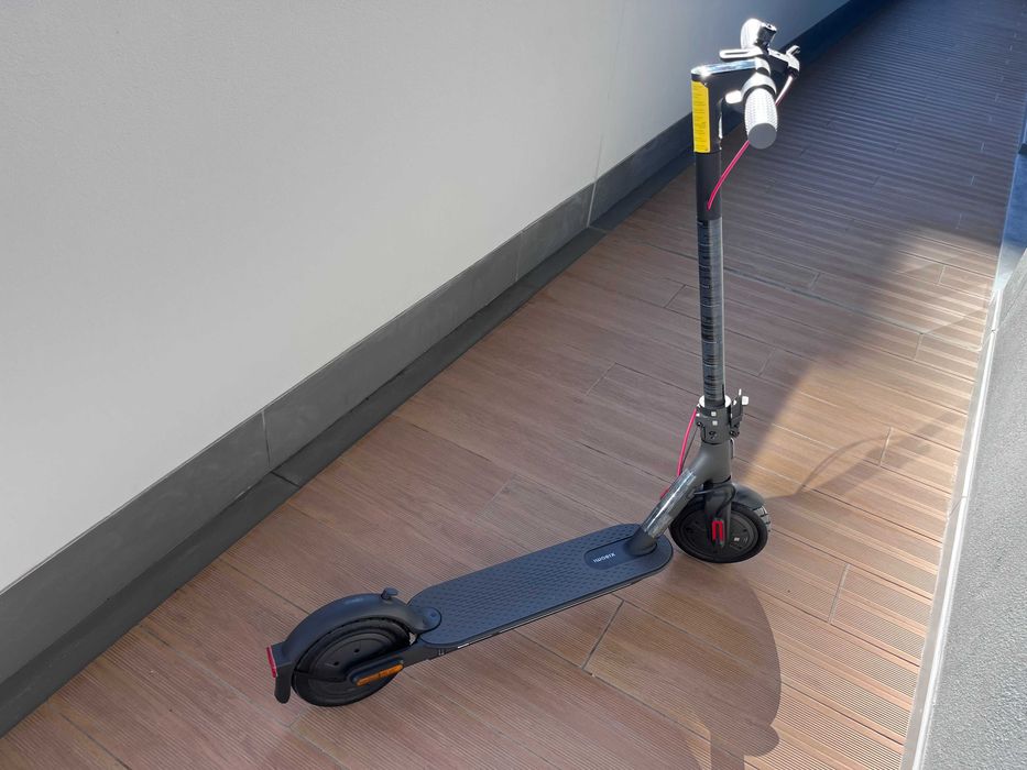 Trotinete Elétrica Xiaomi Electric Scooter 3 Lite – Nova (Nunca Usada)