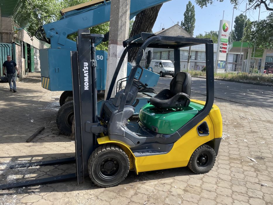 Аренда вилочного погрузчика с водителем от 1,5 до 5 тонн