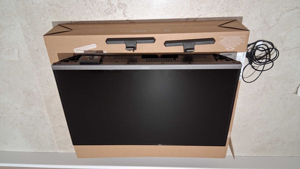 Telewizor Philips LED HD Smart TV 60cm(24") 24PHS6808/12 DVB-T2 Google