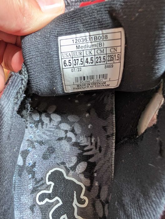 Buty biegowe górskie Brooks Cascadia 37.5