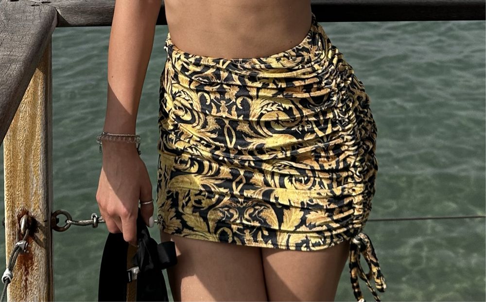 Юбка в стиле versace