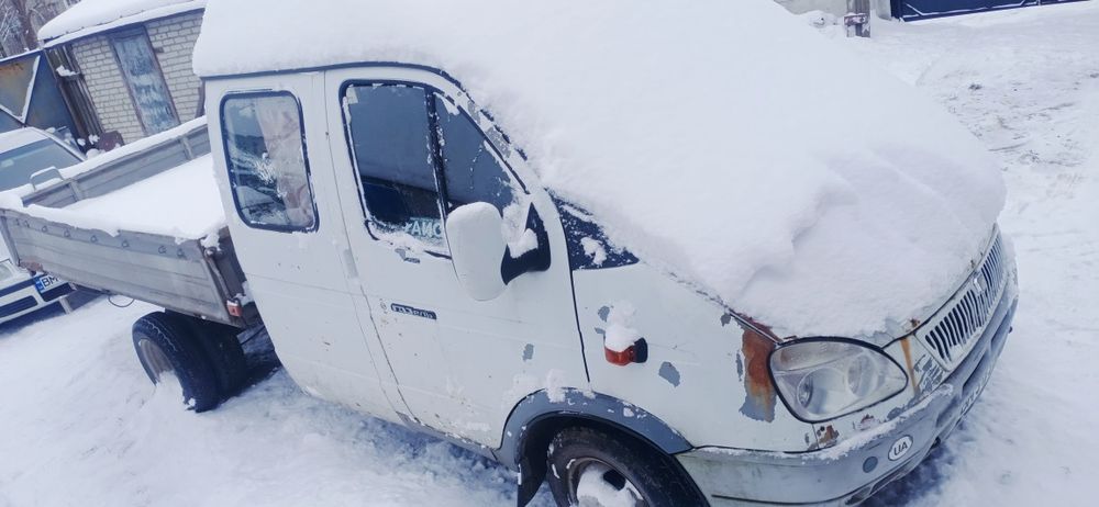 Газелька в рабочем состоянии.Задние брызговики есть. С документами порядок Переоформление. 2.5 инжектор. Продаётся по ненадобности