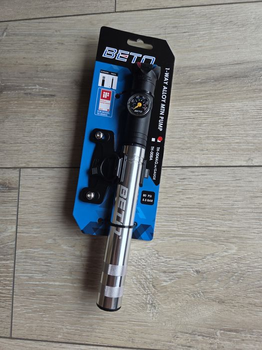 Pompka Beto Dual Schrader Presta odporna manometr