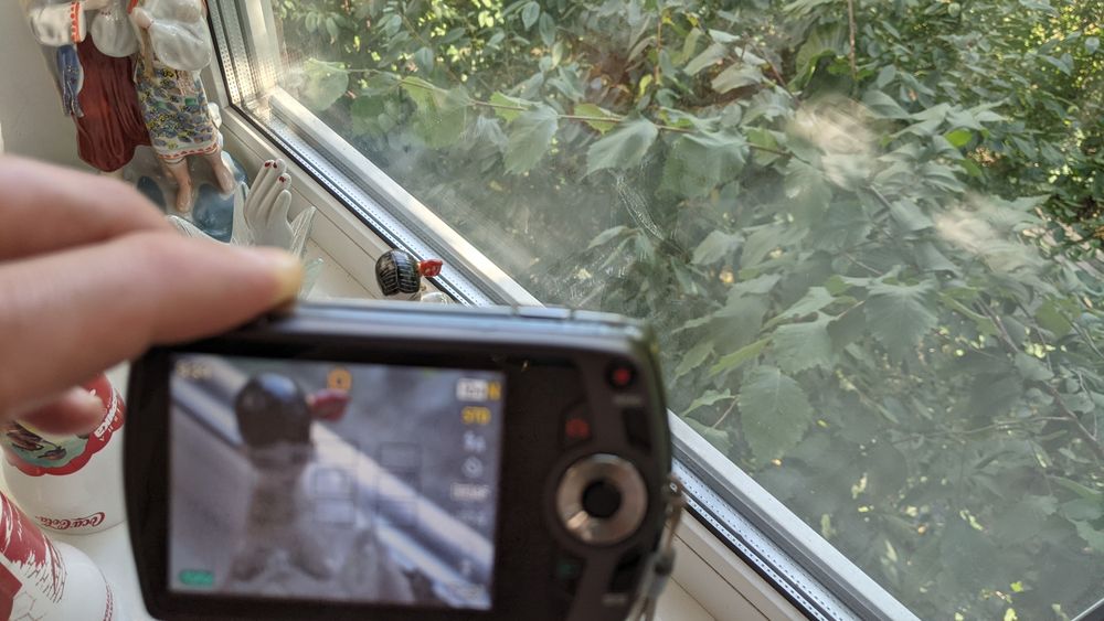 Casio Exilim EX-Z350 фотоапарат