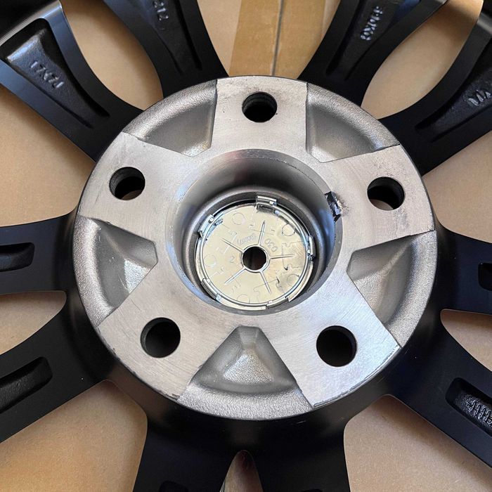 Автодиски mitsubishi  5x114.3 R17  ET40 dia67.1mm