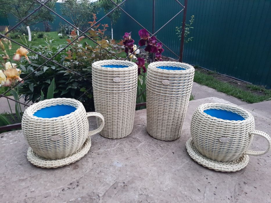 Кашпо для квітів