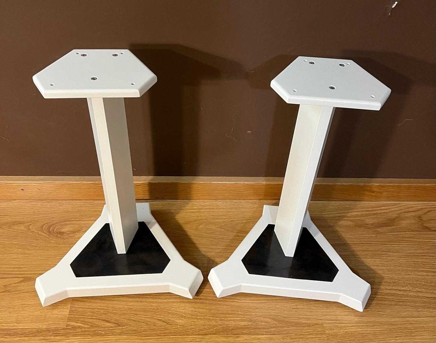 Suportes High End e cabos SPK 225 professional