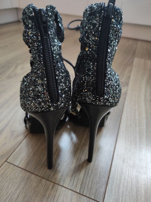 Szpilki brokatowe zielone 37 r 4 Public Desire