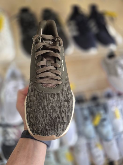 Чоловічі кросівки Reebok Lite Plus(Оригінал)41-26,5 і 44-28,5см