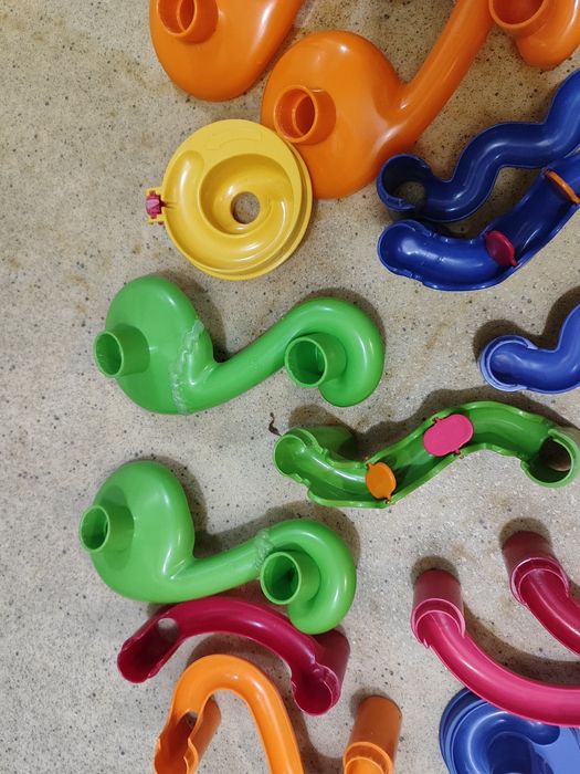 Детский конструктор башня