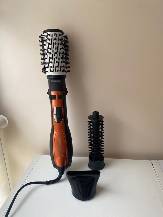 Продам фен браш 3 в 1