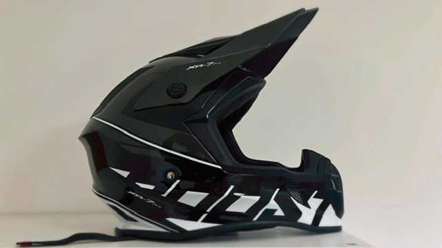 Capacete CMS preto