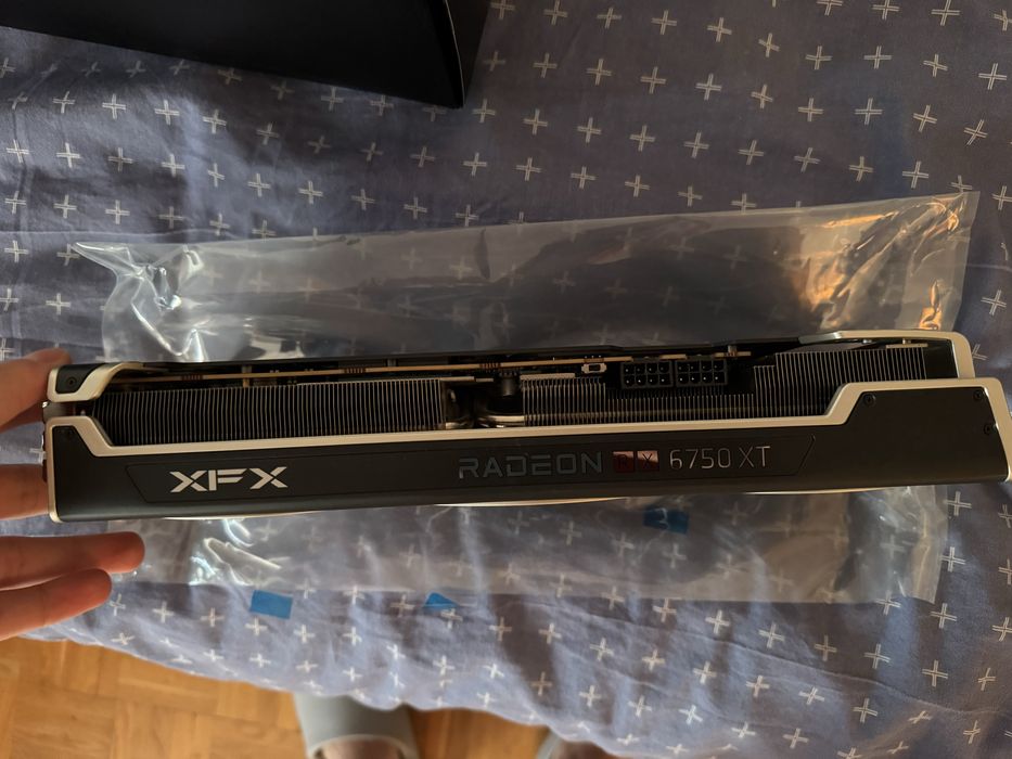 XFX Radeon RX6750 XT Merc 319
